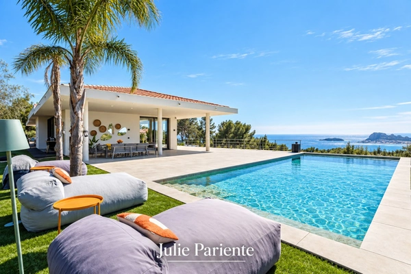 Propriété contemporaine d'exception avec vue mer panoramique à vendre 7 pièces CEYRESTE (13)