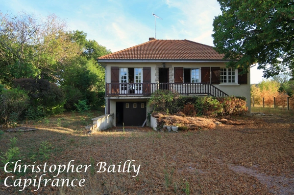Maison 3 chambres, avec véranda, sur un terrain clos de 1250 m².