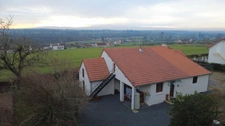 Longère entièrement rénovée, 3 chambres.