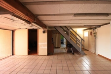 Maison 5 chambres, avec piscine et dépendances, sur un terrain de 4400 m².