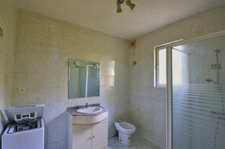Maison de village, 3 chambres, sur 1200 m² de terrain.