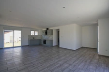 Jolie maison de plain-pied, 3 chambres, sur un terrain de 720 m²