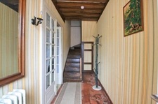 Maison 4 chambres avec spacieuse dépendance.