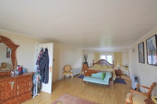 Charmante maison de village, 5 chambres sur 3600 m² de terrain. 