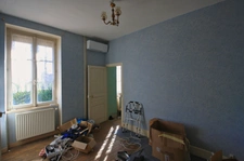 Maison dans un hameau calme, 4 chambres sur un terrain de 246 m².