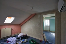 Maison dans un hameau calme, 4 chambres sur un terrain de 246 m².