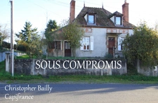 Maison de village, 3 chambres, sur 1200 m² de terrain.