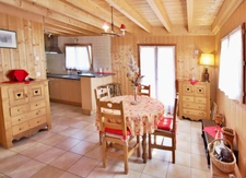Chalet savoyard avec vue panoramique sur les montagnes à 20 mn de Thonon - Jardin fruitier - (Haute-Savoie - 74)