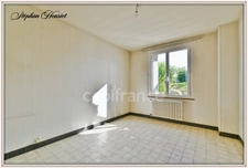 Maison à vendre 8 pièces MONTHOIS (08)