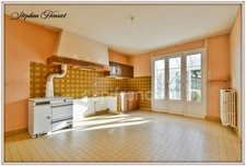 Maison à vendre 8 pièces MONTHOIS (08)