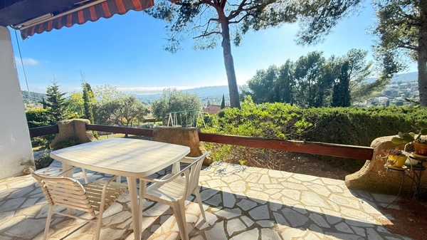 Maison de Plain-pied vue mer 100 M2 à rénover  - Ceyreste 13600 