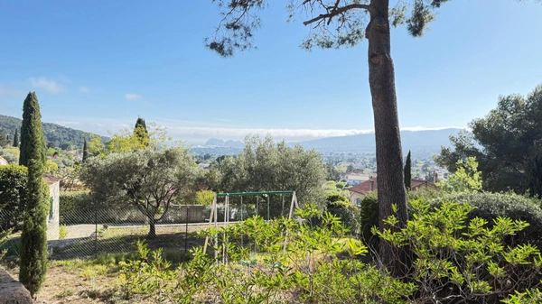 Maison de Plain-pied vue mer 100 M2 à rénover  - Ceyreste 13600 
