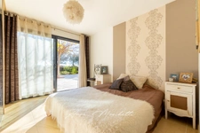 Bastide of 160 m² on land of 840 m² - 5 bedrooms in Ceyreste (13600)