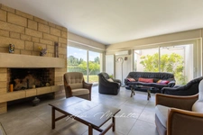 6-room house in a green setting located in Fos-sur-Mer - 1600 m² of land 