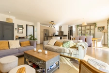 Bastide of 160 m² on land of 840 m² - 5 bedrooms in Ceyreste (13600)