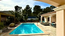Maison Ceyreste (13600) 368 M2 - Piscine - Garages - Dépendances