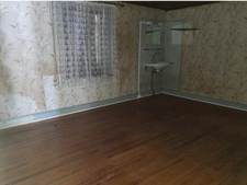 Maison T5 à vendre VITTEL (88) avec petit garage, cave et terrain 