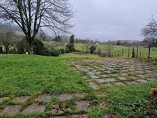 Near VEZELISE (54) 2 village houses with outbuildings to renovate / approx. 1000 m2 Land