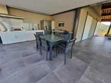 Propriete VILLA avec PISCINE et  PARC vendre 8 pièces secteur SAIGNON (84)