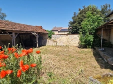 Maison à vendre proche VITTEL (88) MAISON T4 à rénover sur TERRAIN de 330 m²