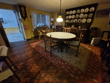 Near VEZELISE (54) 2 village houses with outbuildings to renovate / approx. 1000 m2 Land