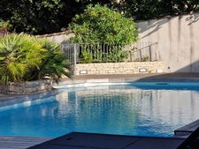 Propriete VILLA avec PISCINE et  PARC vendre 8 pièces secteur SAIGNON (84)