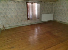 Maison T5 à vendre VITTEL (88) avec petit garage, cave et terrain 