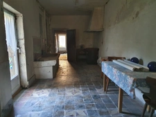 Dpt Vosges (88), à vendre RAMBERVILLERS - MAISON ou IMMEUBLE à rénover avec cour 