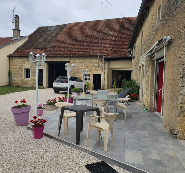 Dpt Vosges (88), à vendre proche de NEUFCHATEAU - FERME LORRAINE AUTHENTIQUE sur terrain de 1150 m²