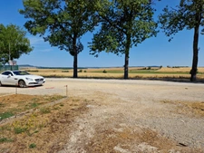 Dpt Vosges (88), à vendre proche MIRECOURT  - Immeuble 'Haut Standing' avec habitation T6, local, garages Terrain