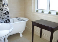 MAISON à vendre 8 pièces VITTEL (88) dont 4 appartements sur 1 095 m² de TERRAIN 