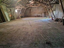 ENSEMBLE IMMOBILIER ( MAISON T6 + GRANDES DEPENDANCES ) à vendre 5 pièces (SH. 251 m2) proche CONTREXEVILLE (88) sur TERRAIN de 1102 m2