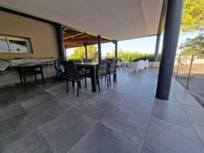 Propriete VILLA avec PISCINE et  PARC vendre 8 pièces secteur SAIGNON (84)