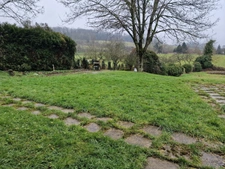 Near VEZELISE (54) 2 village houses with outbuildings to renovate / approx. 1000 m2 Land