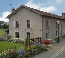 MAISON / IMMEUBLE à vendre  Secteur CHATENOIS (88) 2 APPARTEMENTS T3 & T4 loués Rentabilité 9,6 %