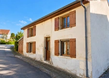 MAISON à vendre VITTEL (88) Possibilité création 2 appartements T2 et T3 sur TERRAIN de 400 m2