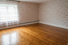 MAISON à vendre VITTEL (88) Possibilité création 2 appartements T2 et T3 sur TERRAIN de 400 m2