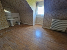 MAISON T9 avec LOCAL à vendre Axe EPINAL / CHARMES - MAISON avec TERRASSE, GARAGE et TERRAIN 