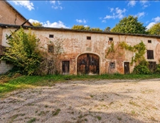 Propriété MAISON à vendre 8 pièces à EPINAL (88) avec DEPENDANCES sur 6262 m2 de TERRAIN