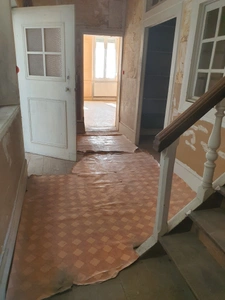 Dpt Vosges (88), à vendre RAMBERVILLERS - MAISON ou IMMEUBLE à rénover avec cour 