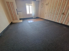 ENSEMBLE IMMOBILIER ( MAISON T6 + GRANDES DEPENDANCES ) à vendre 5 pièces (SH. 251 m2) proche CONTREXEVILLE (88) sur TERRAIN de 1102 m2