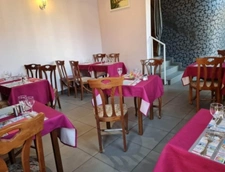 Dpt Vosges (88), à vendre secteur NEUFCHATEAU - MURS & FONDS BAR RESTAURANT IMMEUBLE