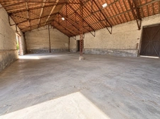 Propriete à vendre 8 pièces à 25 mn de REIMS (51) PROPRIÉTÉ avec MAISON et FERME sur environ 1,2 ha de TERRAIN