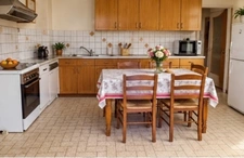 MAISON à vendre proche VITTEL (88) avec GARAGE et ATELIER - TERRAIN :env. 1400 m2