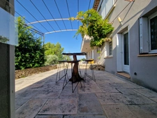 Propriete VILLA avec PISCINE et  PARC vendre 8 pièces secteur SAIGNON (84)
