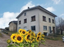 MAISON à vendre proche VITTEL (88) avec GARAGE et ATELIER - TERRAIN :env. 1400 m2