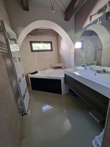 Propriete VILLA avec PISCINE et  PARC vendre 8 pièces secteur SAIGNON (84)