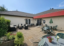 Murs & Fonds de commerce BAR-RESTAURANT à vendre proche NEUFCHATEAU (88) avec LICENCE  IV – 55 couverts – Parking 25 camions