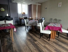 BUILDING for sale in the NEUFCHATEAU area (88) with 1 PREMISES (bar-restaurant) + 1 T4 APARTMENT 