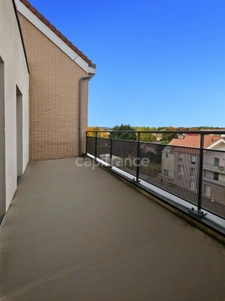 Appartement lumineux et moderne – centre-ville de Jouy, au calme